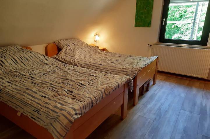 Ferienhaus für 8 Personen, mit Balkon und Whirlpool sowie Garten und Sauna in Windeck - 3