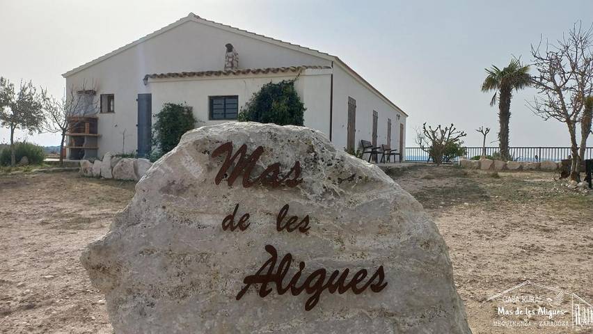 Casa de vacaciones para 8 personas, con vistas al lago y vistas además de piscina y jardín en Provincia de Zaragoza - 2