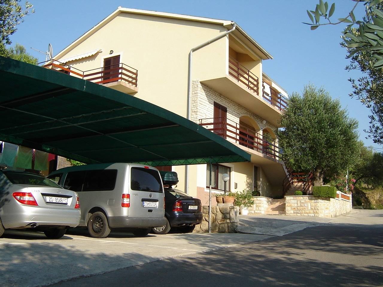 Zimmer mit Terrasse und Meerblick Supetarska Draga - Gonar, Rab -a in Supetarska Draga, Rab
