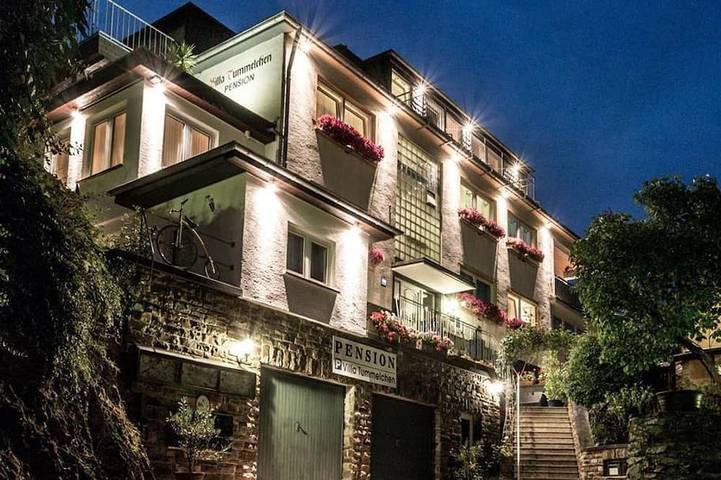 Ferienhaus für 3 Personen, mit Garten in Reichsburg Cochem