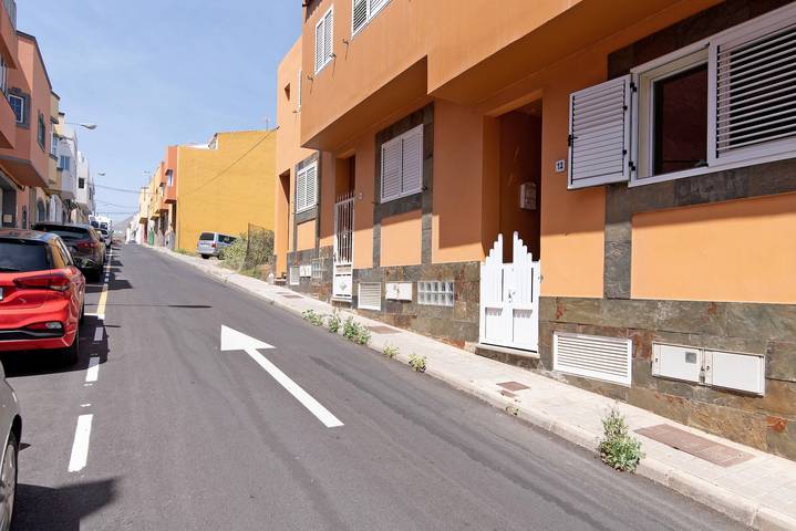 Villa 'Casa La Herradura' com vista mar, terraço privado e Wi-Fi em Telde in Tara, Telde