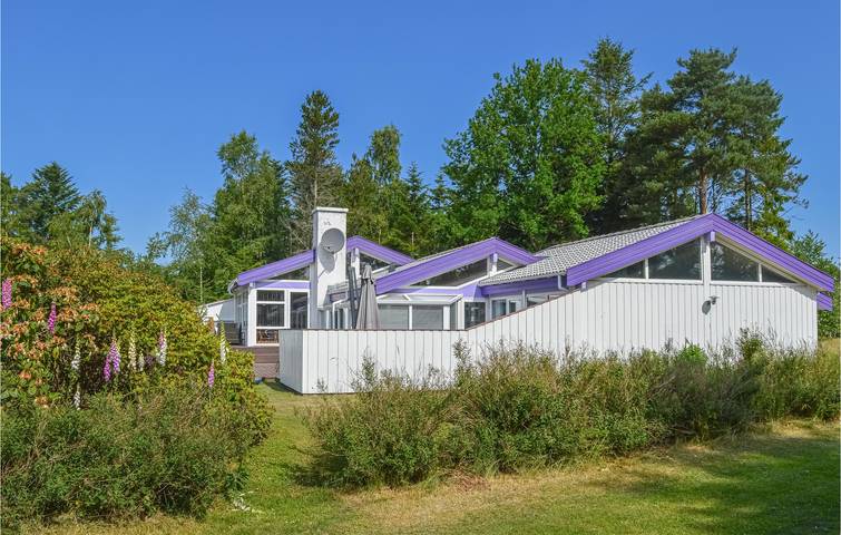 Ferienhaus für 12 Personen, mit Sauna und Garten sowie Pool und Whirlpool in Bratten - 2