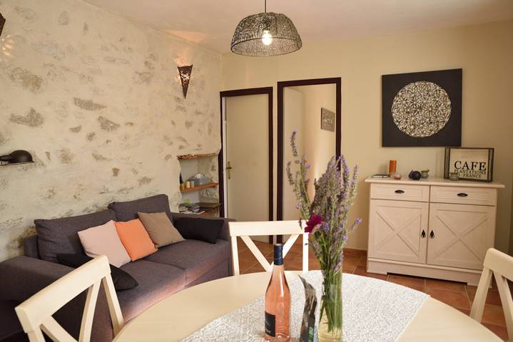 Gîte pour 3 personnes, avec terrasse et jardin, animaux acceptés à Vaison-la-Romaine - 4