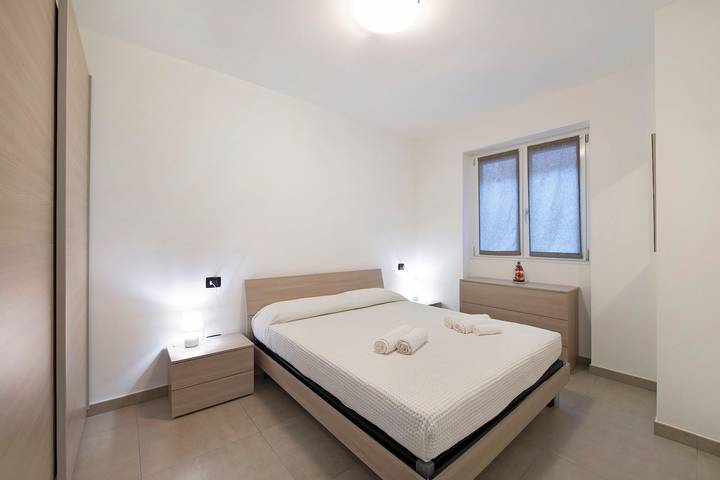 Ferienwohnung für 4 Personen, mit Balkon und Seeblick