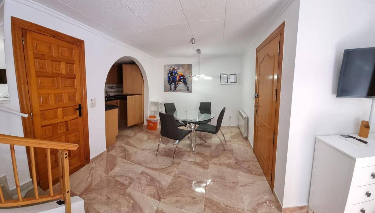 Two-Bedroom House in La Escuera, Guardamar del Segura