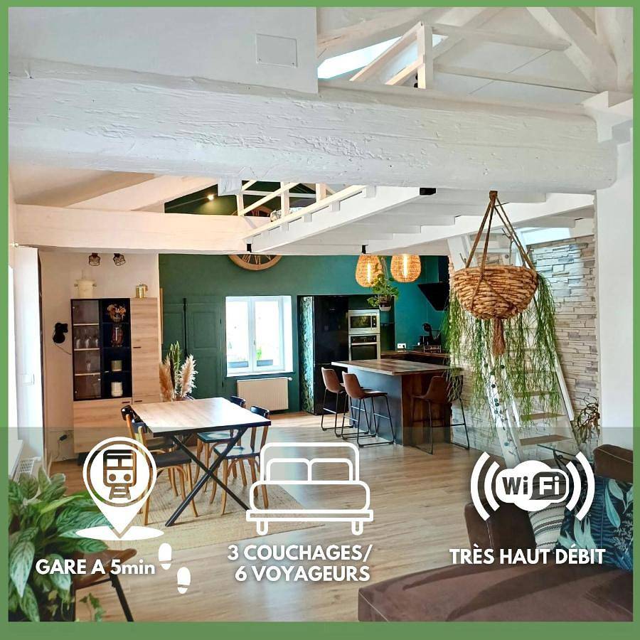 Appartement entier, Two-Bedroom Apartment in Villefranche-sur-Saône, Beaujolais