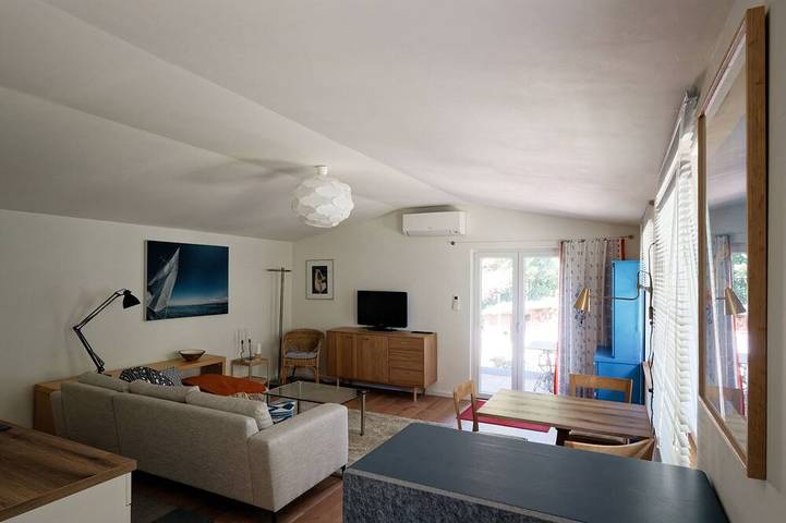 Ferienhaus \"Himmelblau\"  -modernes -hochwertig eingerichtet klimatisiert in Waldsieversdorf, Märkische Schweiz-Oderland