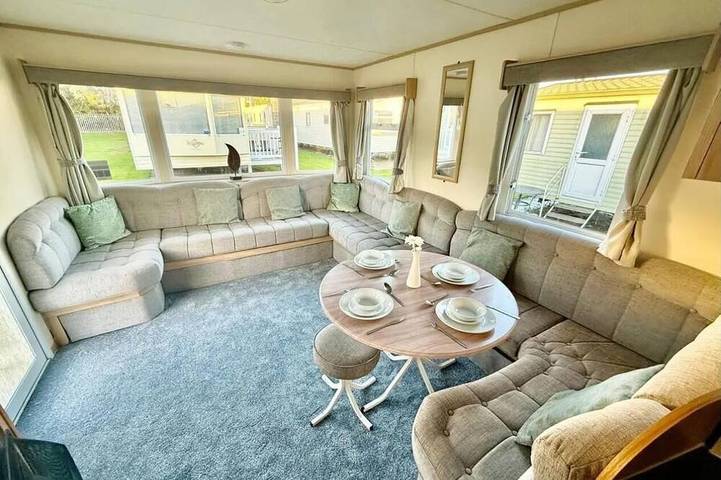 Static caravan for 8 people in Clacton-on-Sea