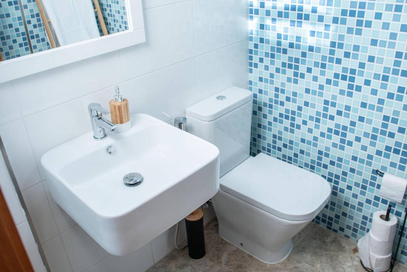 Ganze Wohnung, Ferienwohnung 'Alicia' mit Balkon und Wlan in Corralejo, La Oliva