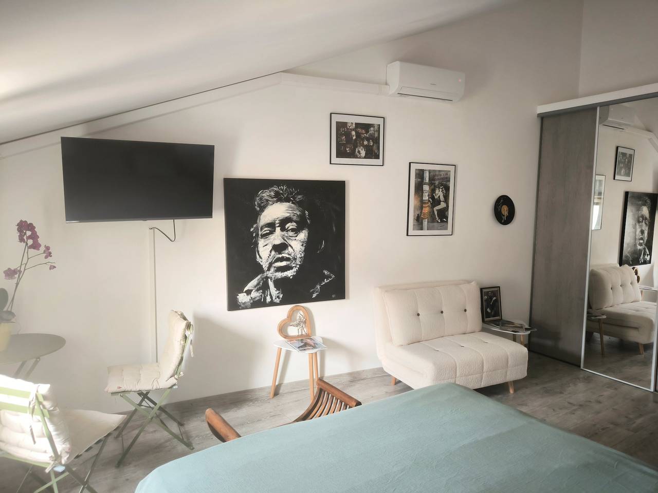 Zimmer 'Serge et Jane' mit privatem Pool, Wlan und Klimaanlage in Lespignan, Côte d'Améthyste
