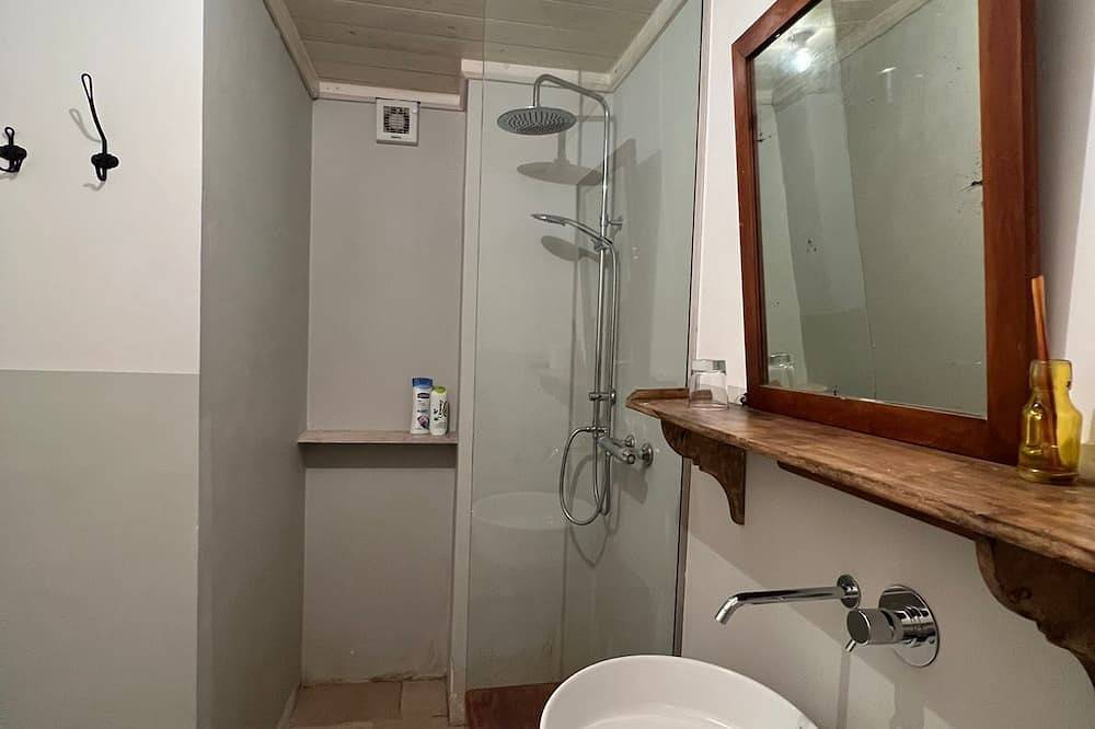 House from 1657, historic home in the village of Monacizzo in Torricella, Golfe de Tarente