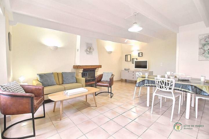 Gîte pour 4 personnes, avec jardin à Plouharnel