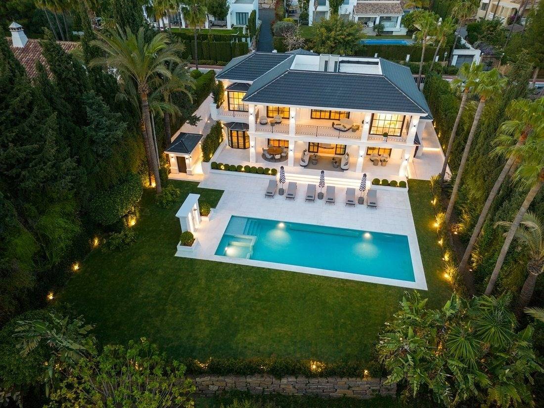 Maison de vacances pour 12 personnes avec terrasse in Marbella West, Marbella