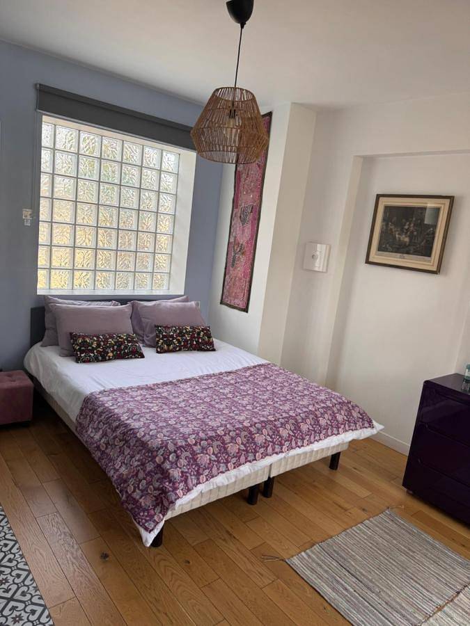 Appartement entier, Green&Purple Studio 24-24 Access in Bois-Colombes, Hauts-de-Seine