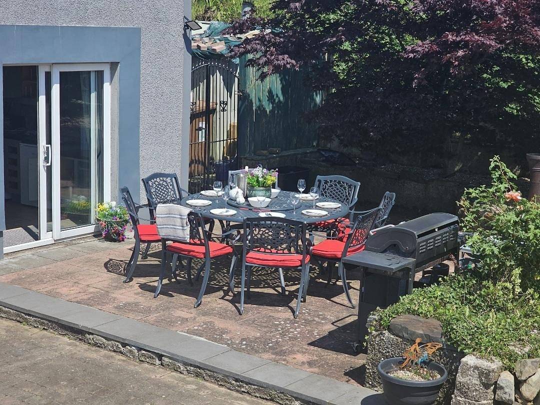 Captivating, Spacious 4 bedroom in County Londonderry