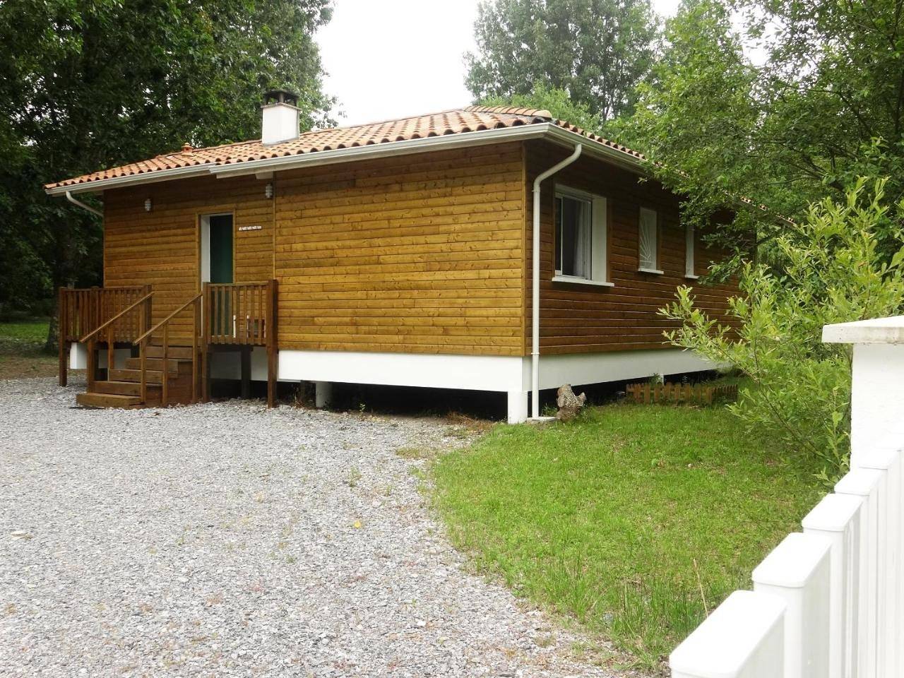 Chalet " Côté Lac " in Castets (Landes), Région de Dax