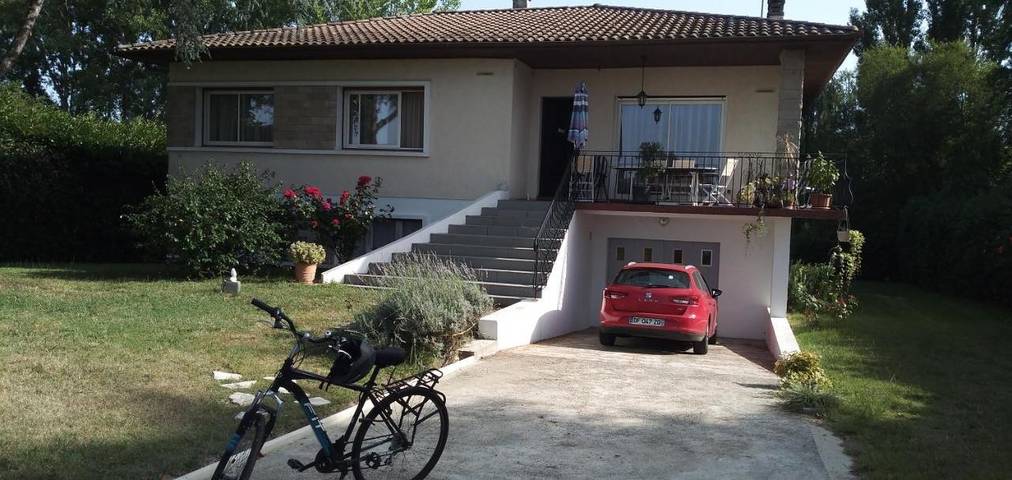 Chambre d’hôte pour 3 personnes, avec vue ainsi que jardin et balcon dans Mont-de-Marsan - 2