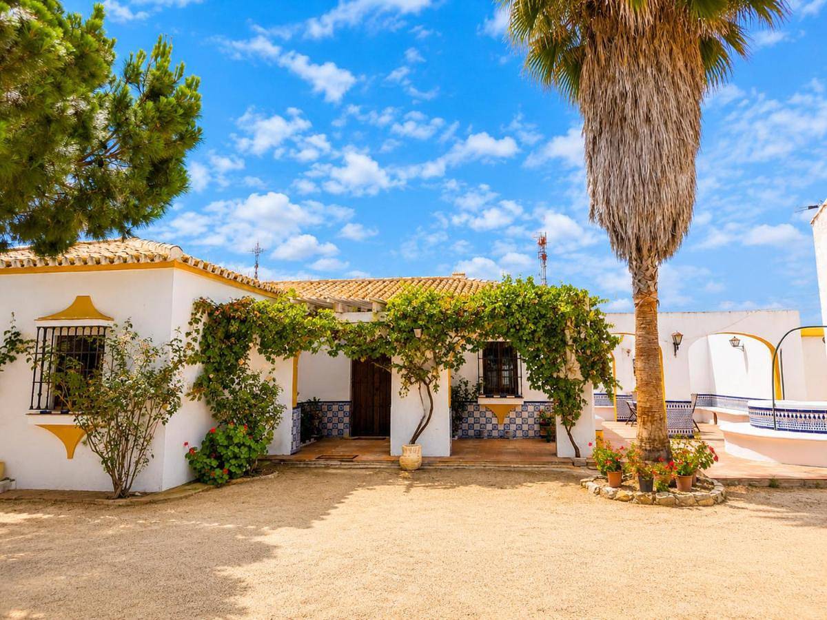Cortijo Las Cruces Guillena - Sevilla in Guillena, Provincia de Sevilla