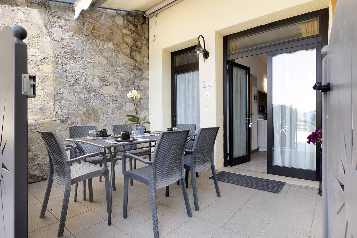 Ganze Wohnung, Ferienwohnung "Casa Lucy" mit Seeblick, Gemeinschaftspool und Wlan in Pregasio, Tremosine