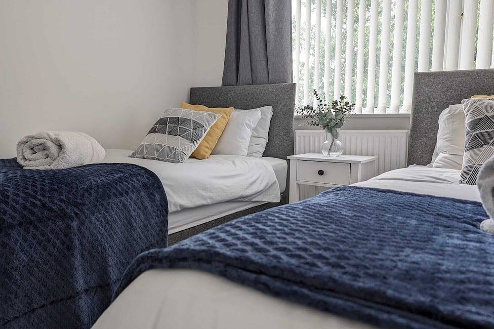 Entire apartment, Cosy Apt-Workers-Families-Kitchen-Parking-Fast Wifi, Self Check-in in South Yorkshire