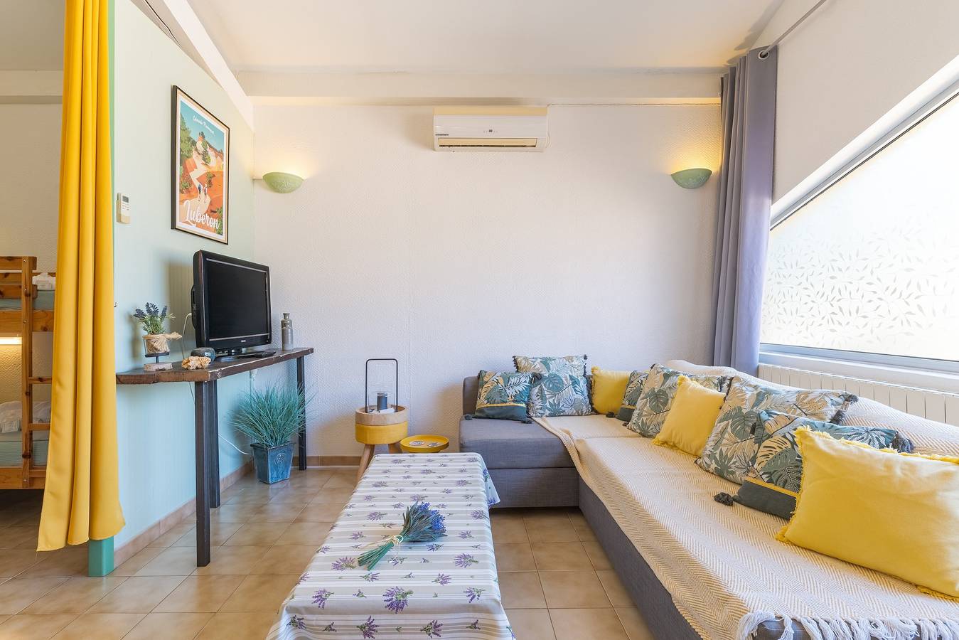 Zentrum Luberon, Limonite: 45 m² Duplex mit Pool in Gargas, Regionaler Naturpark Luberon