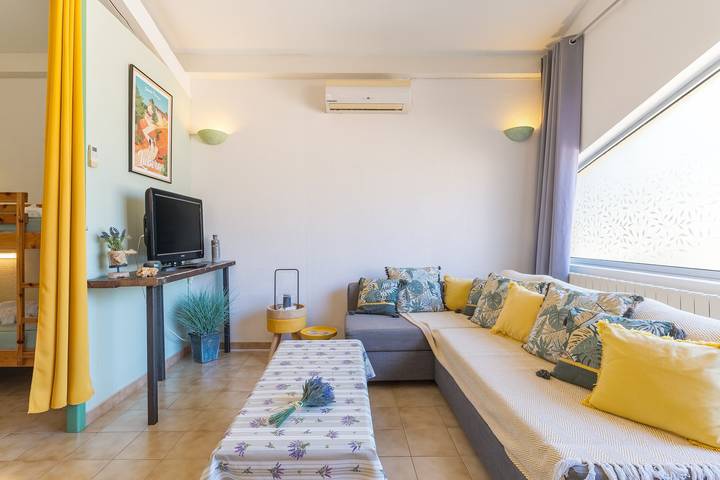 Centro del Luberon, Limonite, dúplex de 45 m² con piscina in Gargas, Parque natural regional del Luberon