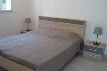 Villa pour 2 Personnes dans Saint-Aygulf, Fréjus, Photo 1