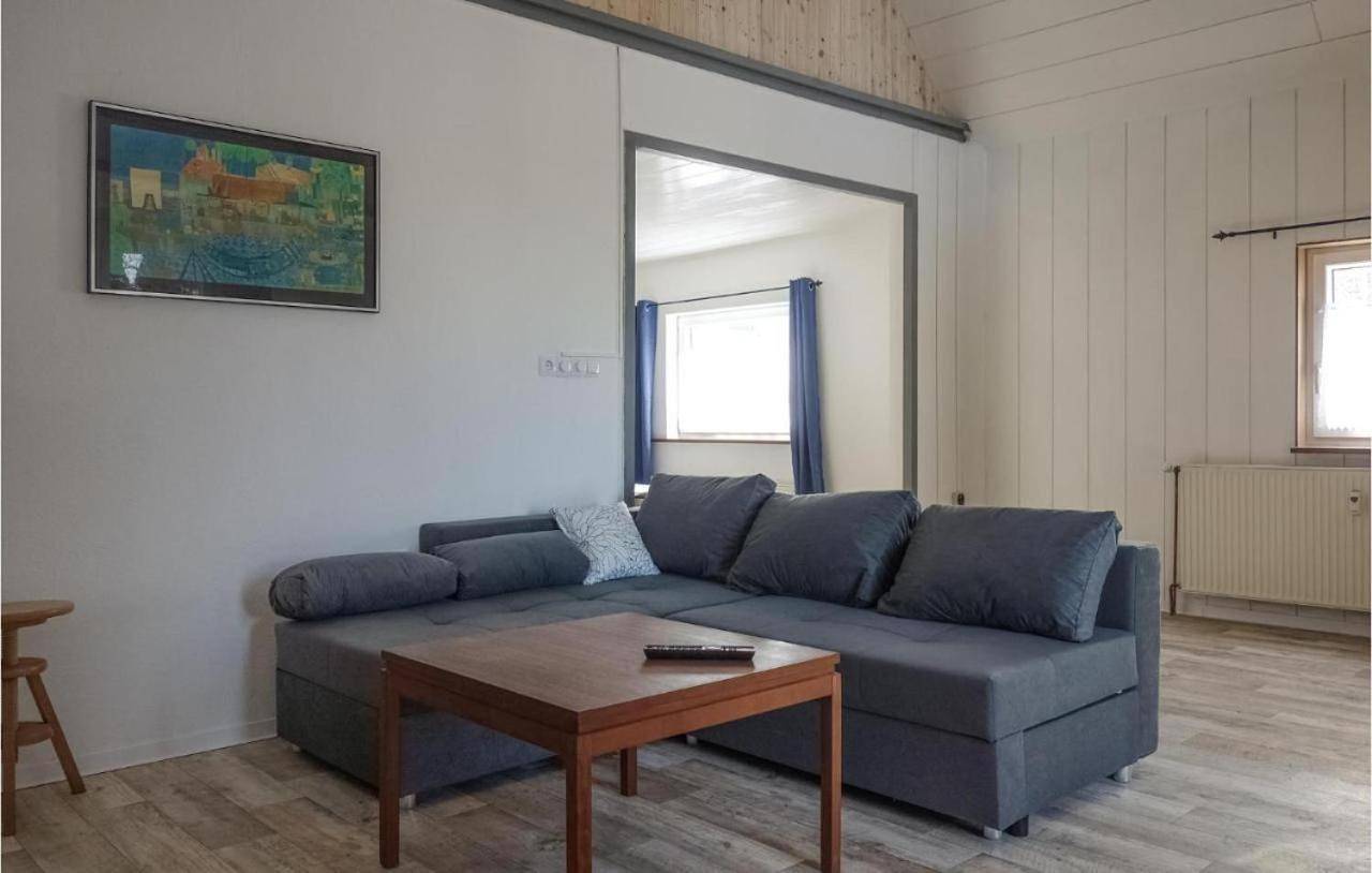 Ganze Wohnung, Three-Bedroom Apartment in Lilienthal, Niedersachsen