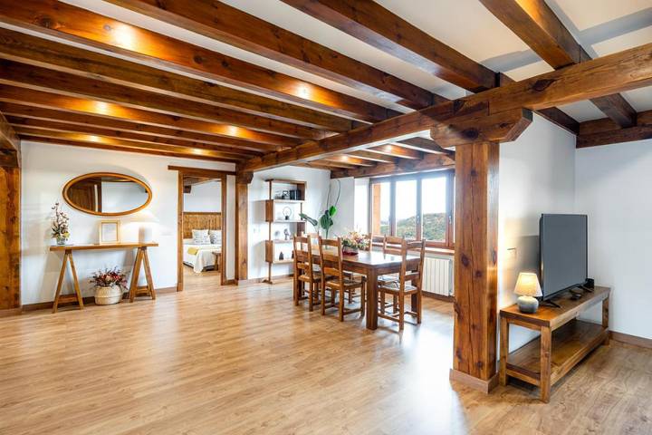 Apartamento para 6 personas, con Balcón además de Terraza y Vistas en Pedraza