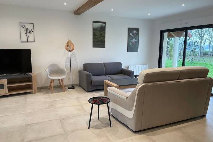 Gîte pour 6 personnes, avec jardin