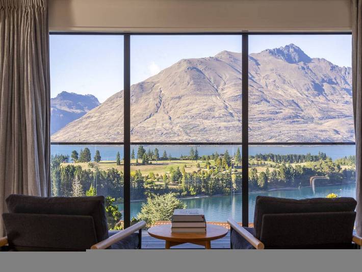 Villa für 8 Personen, mit Seeblick und Balkon - 1