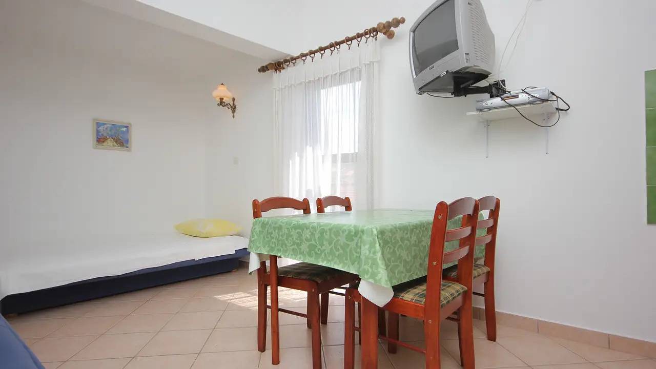 Ganze Ferienwohnung, Ferienwohnung für 4 Personen (32 m²) in Kukljica in Kukljica, Insel Ugljan