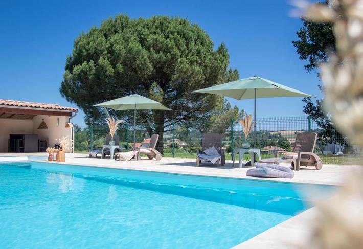 Chambre d’hôte pour 2 personnes, avec piscine et jardin à Saint-Nauphary