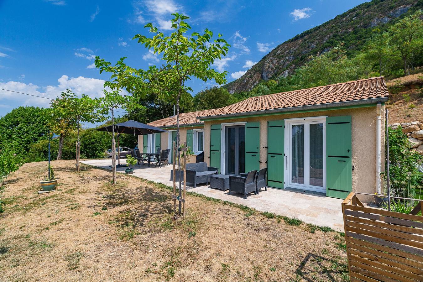 Maison de vacances « Le Beauregard - Piscine » avec vue montagne, Wi-Fi et climatisation in Beauregard-Baret, Région de Valence