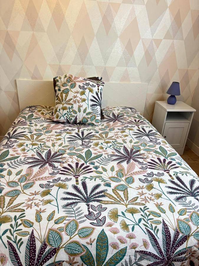Double Room with Garden View in Saint-Herblain, Région de Nantes