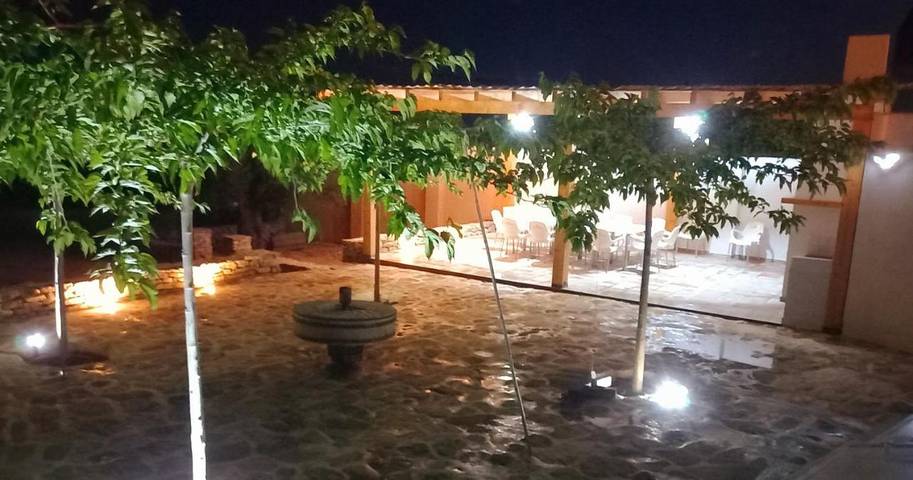 Casa rural para 6 personas, con piscina además de terraza y vistas en Provincia de Albacete - 2