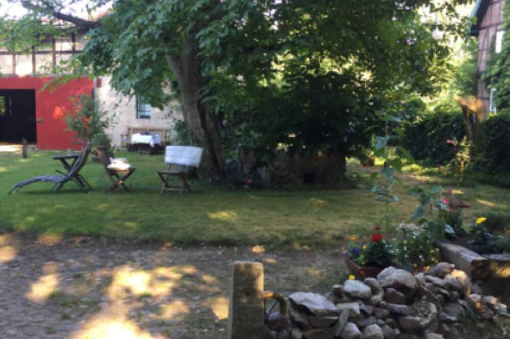 Ganze Wohnung, Apartment in the old horse stable - approx. 30 sqm - quiet location in Salzhausen, Nordheide
