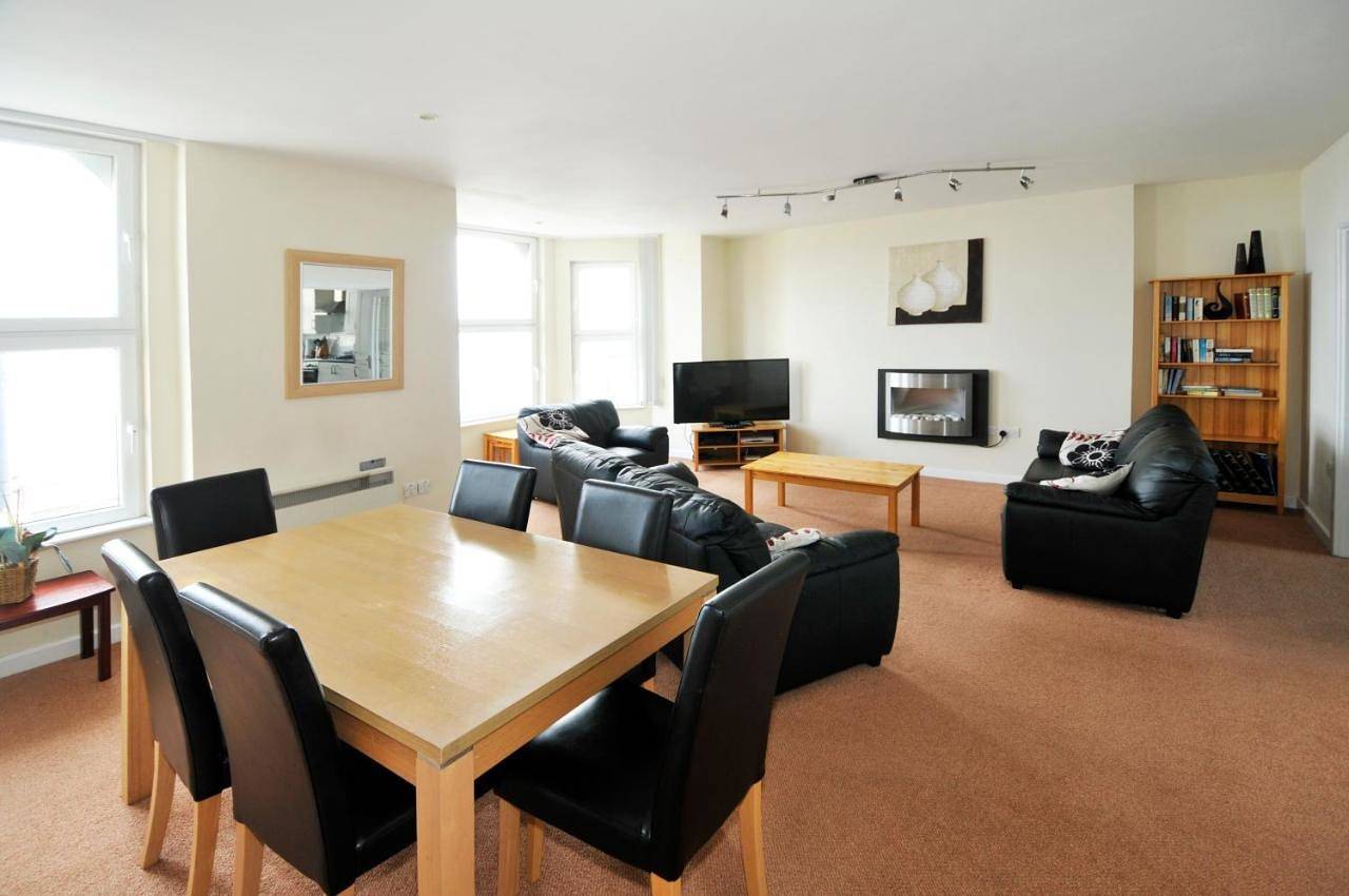 Entire apartment, Two-Bedroom Apartment in Douglas (Isle of Man), Isle of Man