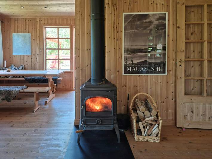 Charmig stuga nära havet på Rossö in Norra Västkusten
