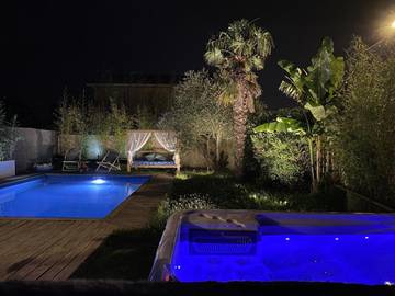 Villa pour 2 personnes, avec jardin ainsi que piscine et vue dans Rhône