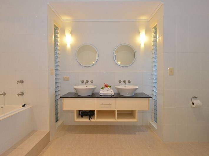 Holiday home for 8 people, with garden and terrace in Port Douglas