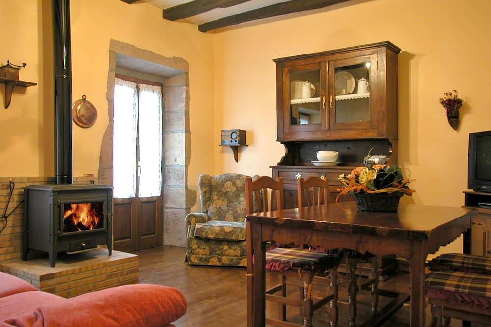 Huis Petisansenea Ii (4 personen) in Azpilikueta, Baztan