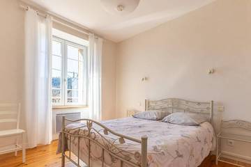 Location De Vacances pour 6 Personnes dans Chambon-sur-Lac, Région de Besse-et-Saint-Anastaise, Photo 1