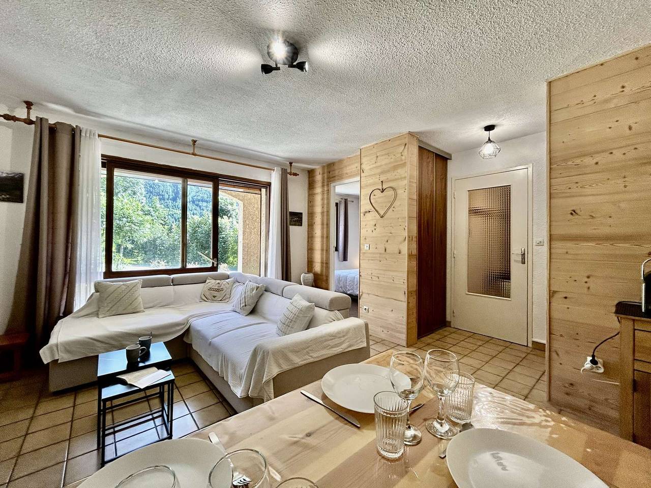 Appartement entier, Appartement spacieux avec jardin privatif - 6 pers. in Le Monêtier-les-Bains, Serre Chevalier