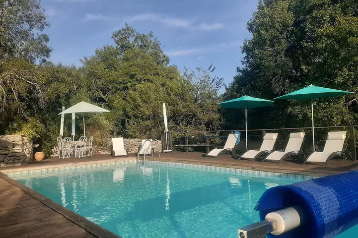 Gîte pour 10 personnes, avec terrasse et jardin, animaux acceptés - 1