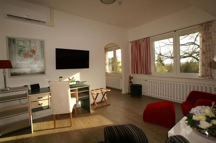 Ferienwohnung für 2 Personen, mit Terrasse und Garten sowie Ausblick in Caputh