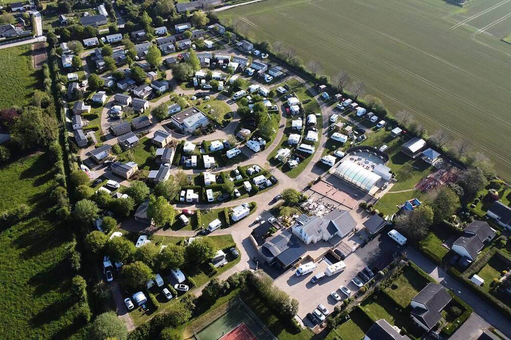 Camping pour 2 Personnes dans Les Loges, Côte d'Albâtre