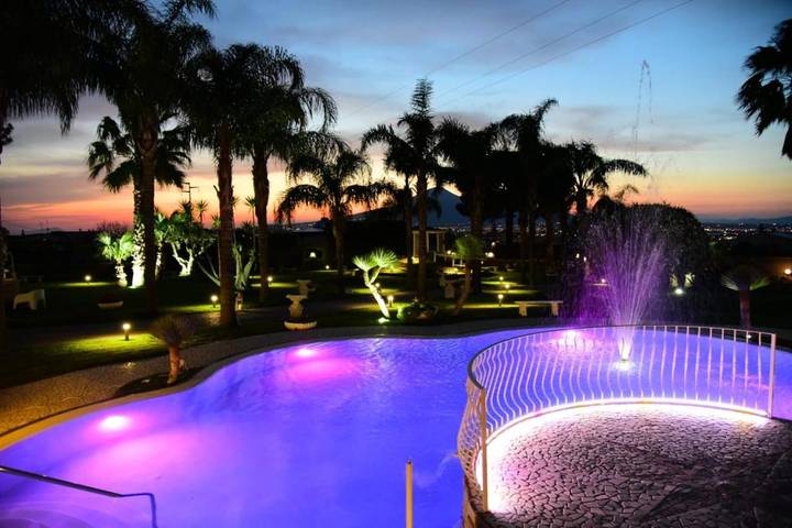 Appartamento per 4 persone, con giardino e panorama a Angri