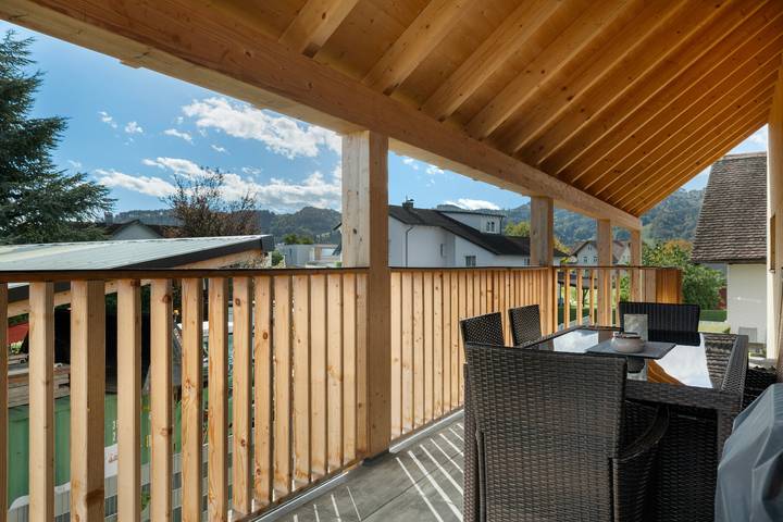 Entire apartment, Apartment 'Ferienappartement Coleen' with Private Terrace, Balcony and Wi-Fi in Höchst, Bodensee-Vorarlberg