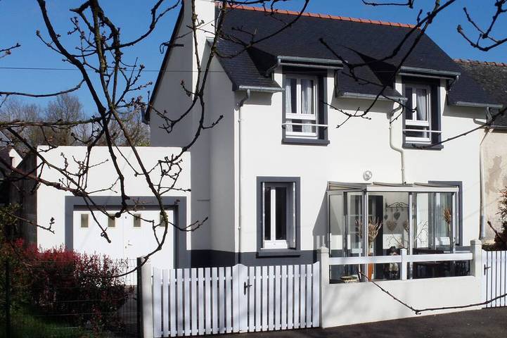 Location de vacances pour 6 personnes, avec jardin à Ploërmel